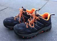 Trekking Schuhe von CMP Größe 31 schwarz orange Essen - Essen-Borbeck Vorschau