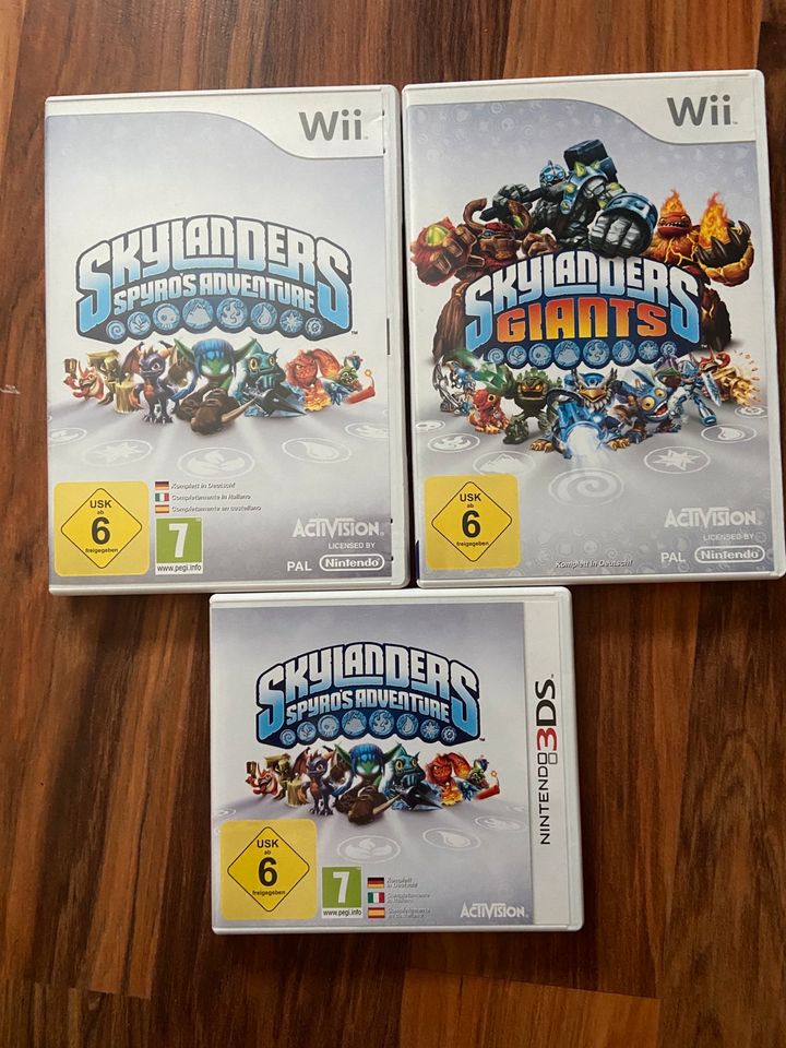 Skylander Figuren inkl. 3 Spiele und OVP in Weißenfels