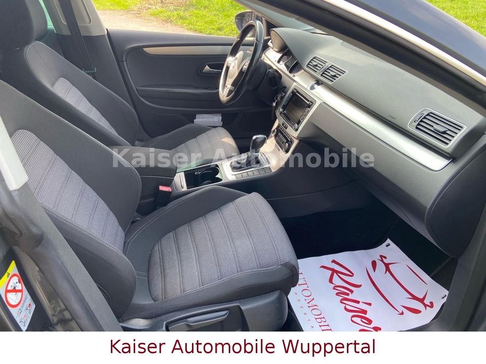 Volkswagen Passat CC Basis*2.Hand*Klima*SHZ*Xenon*Automatik in Wuppertal