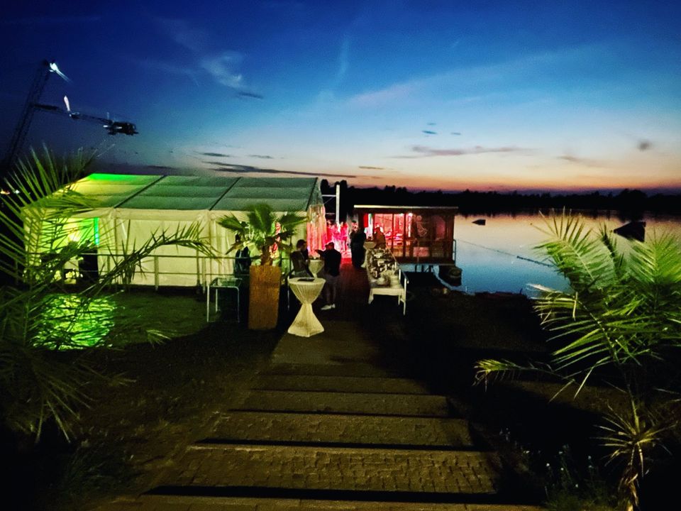 Party-Location am Wasser Sonnenterrasse Firmenevent Feiern in Neundorf