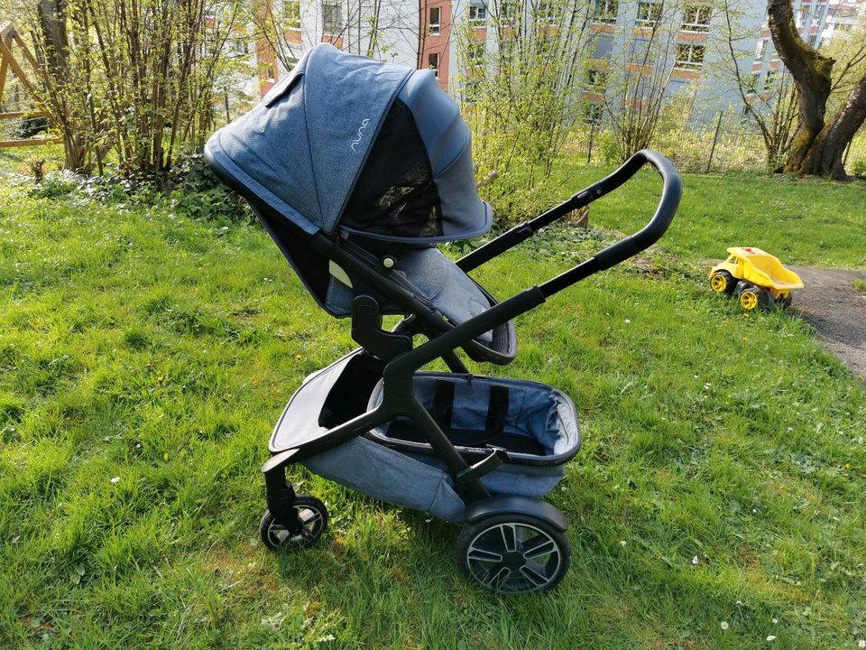 Nuna Demi Grow Kinderwagen Geschwisterwagen hellblau in Lüdenscheid