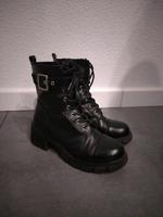Mädchen Damen Schnürschuhe Stiefel schwarz Gr. 37 Graceland Frankfurt am Main - Bergen-Enkheim Vorschau