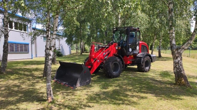 Radlader, Hoflader Kompaktlader, KARL 825 - 2,5 t Hubkraft, VORFÜHRGERÄT, SOFORT VERFÜGBAR, inkl. Schaufel, Lieferung möglich in Oberthulba