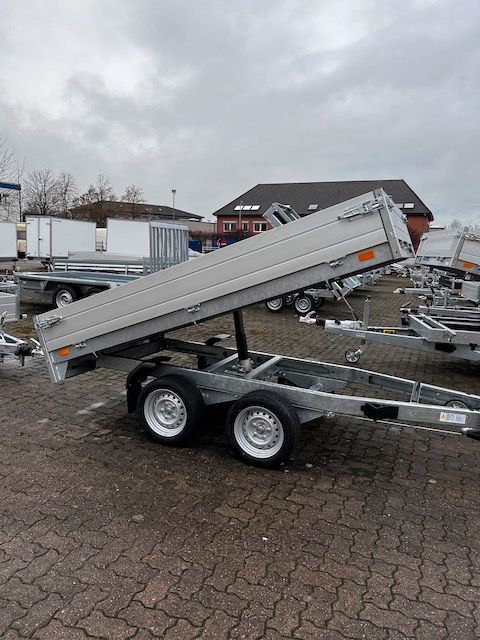 Saris Heckkipper 276 150 2700 2, 2700 kg,mit Handpumpe in Langenhagen