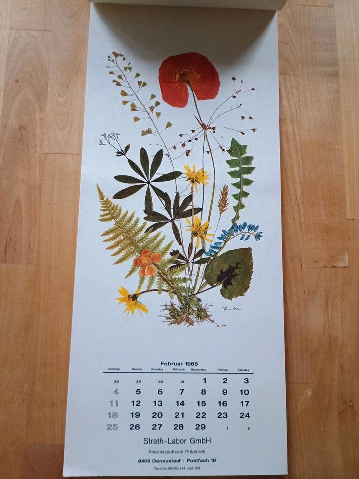 Kalender " Blumen und Gräser " aus dem Jahr 1968 in Höchst im Odenwald