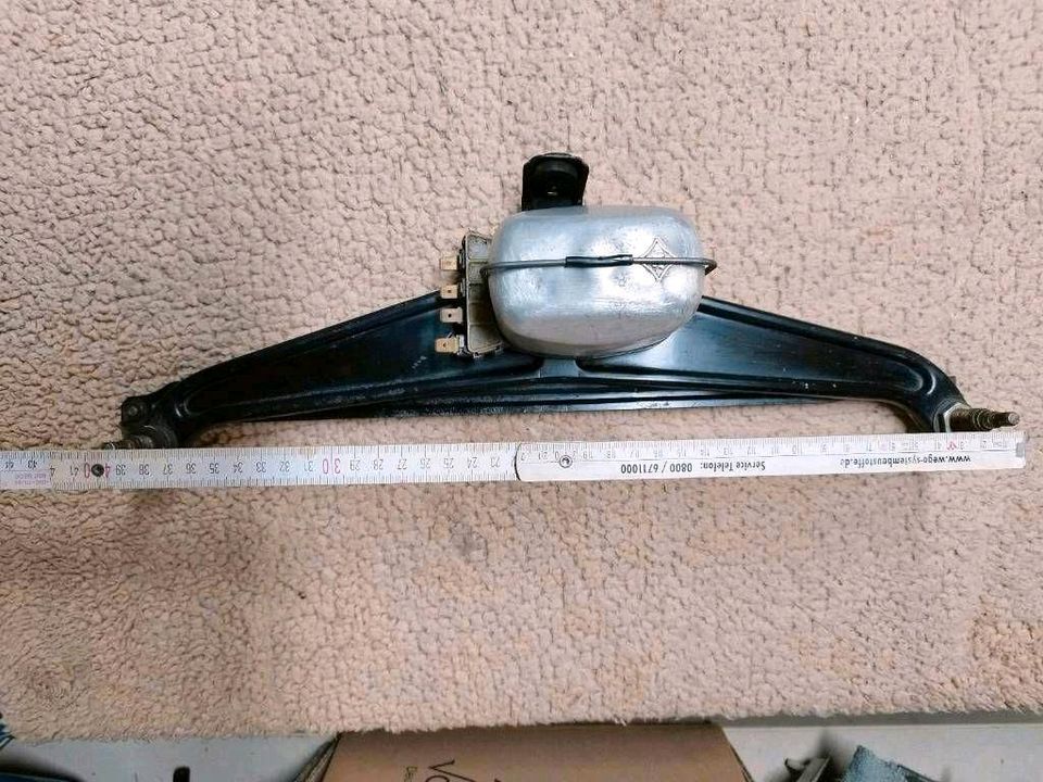 Scheibenwischermotor mit Gestänge VW Käfer 6 Volt in Riol