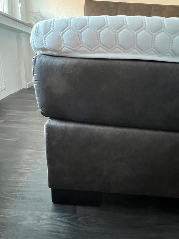 Boxspringbett 180x200 cm Federkern Anthrazit mit Matratze Neu in Recklinghausen