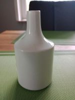 Kleine weiße/glänzend Fürstenberg Vase 13x7,5 cm Niedersachsen - Langendorf Vorschau