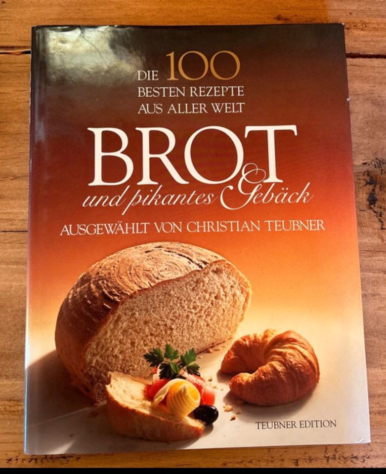 Buch Brot und Pikantes Gebäck in Kuppenheim