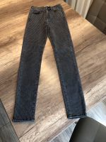 Jeanshose Tally Weijl Gr. 34 Nordrhein-Westfalen - Königswinter Vorschau