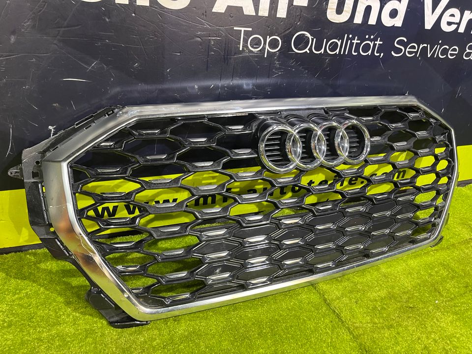 Audi Q3 83F Sportback S-Line Kühlergrill Front Grill 83F853651A in Hamburg