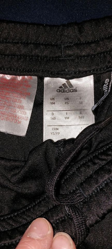 Adidas Sportset  140/152 in Pössneck