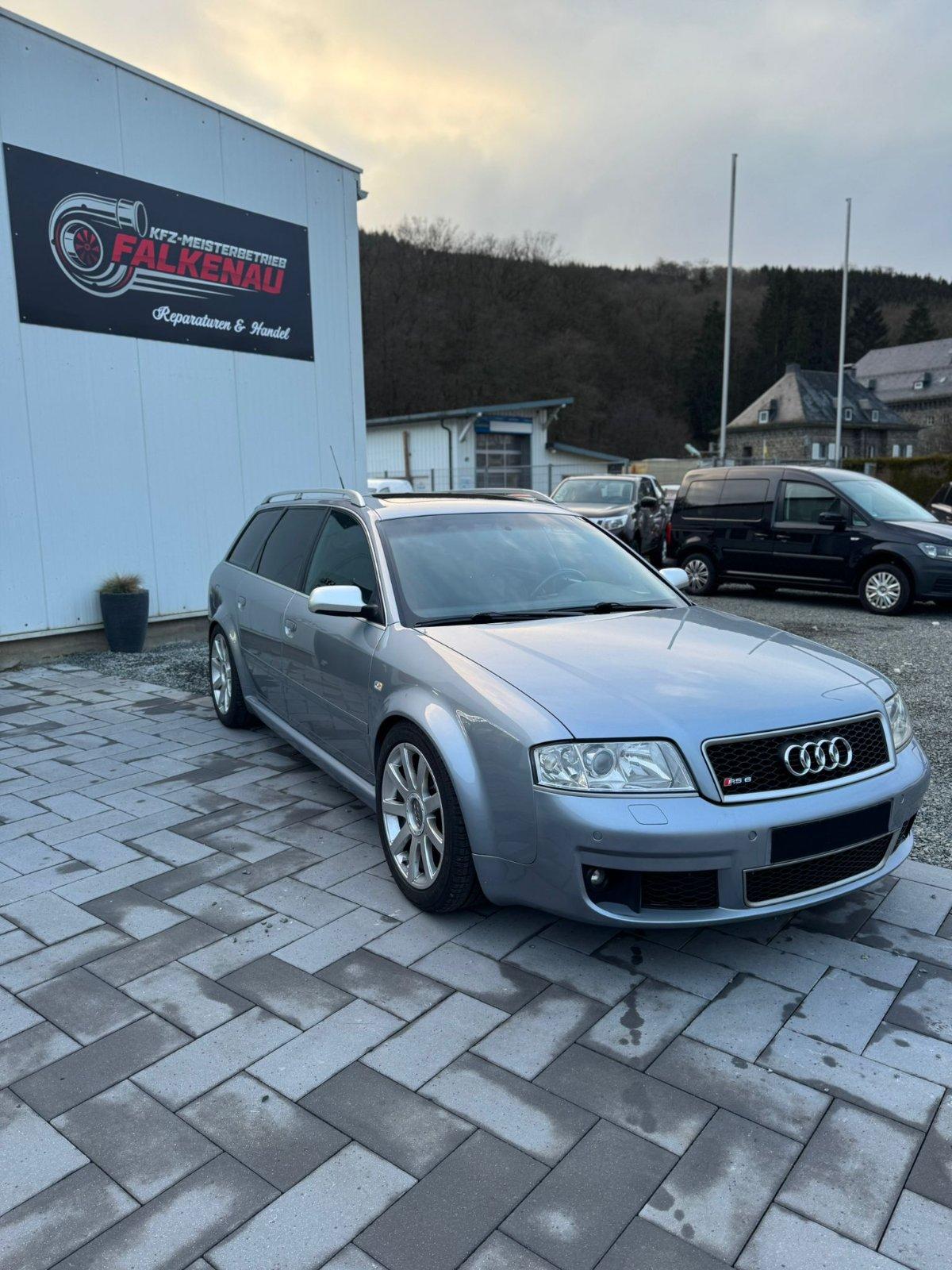 Abbildung des Autos Audi RS 6 Avant &#x2F; 4…