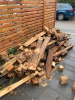 Holzabfall / Brennholz zu verschenken Baden-Württemberg - Offenau Vorschau