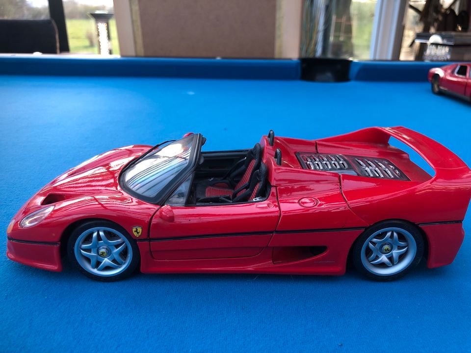 Ferrari F50 1/18 Modell in Rickling