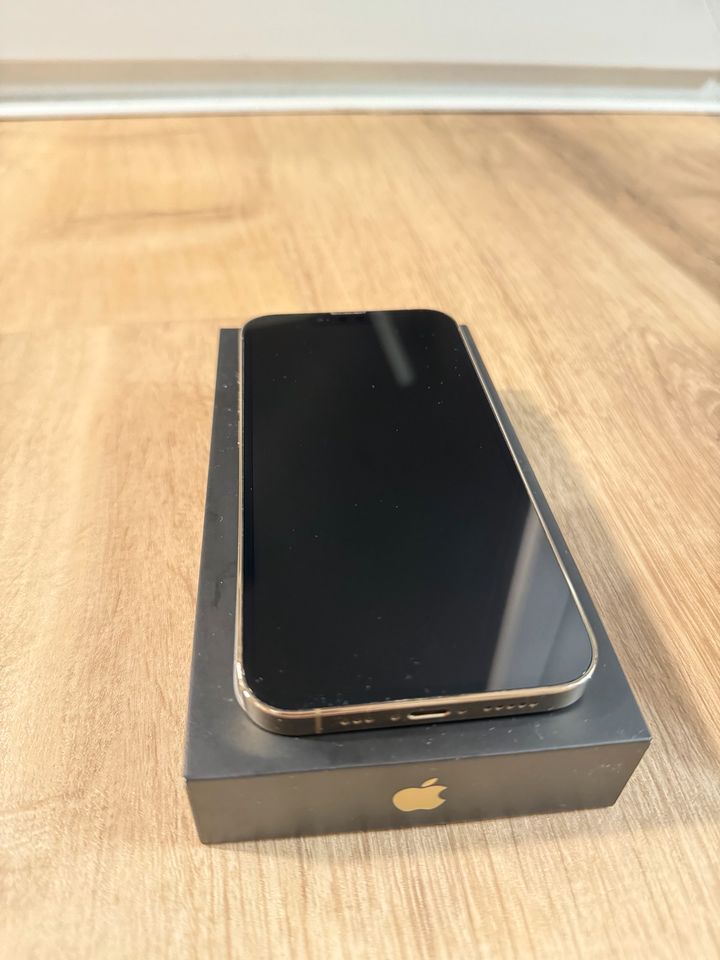 Apple iPhone 13 Pro - Gold - 128GB - neuwertig in Hamburg