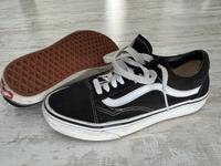 Vans schwarz  Gr. 38,5  US 6,5 Kreis Pinneberg - Pinneberg Vorschau
