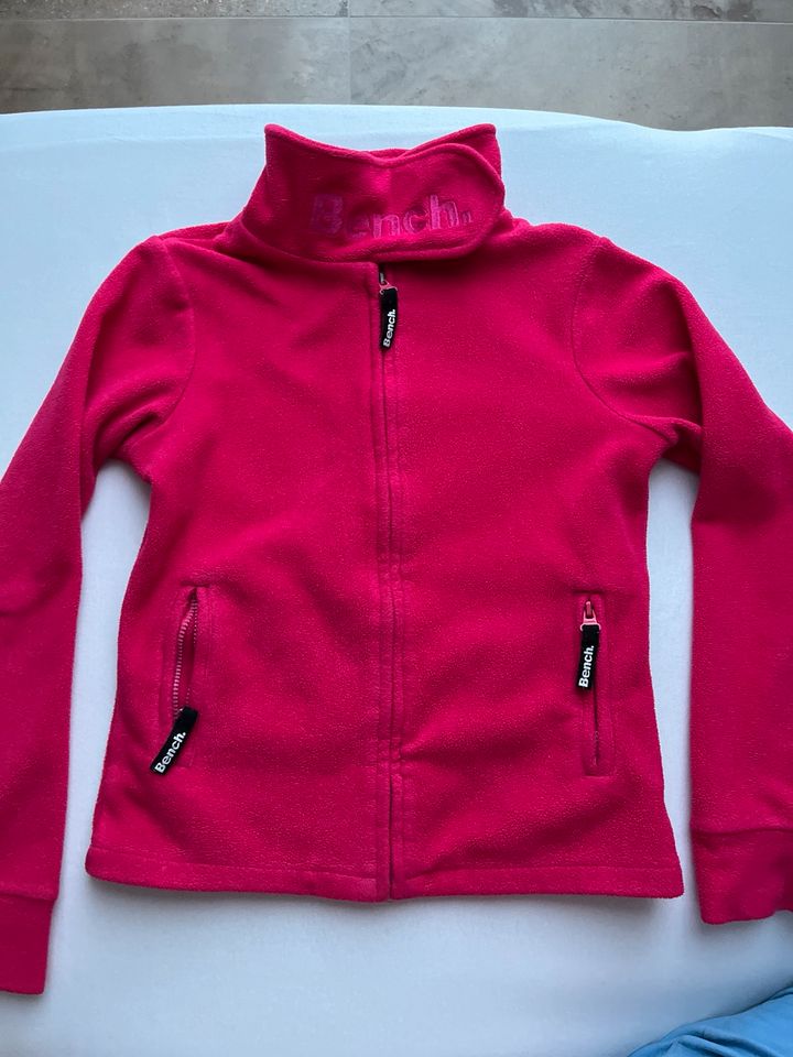 Bench Fleecejacke pink, Gr. 146 in Puchheim