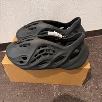 Adidas yeezy foam runner eu 46 Hessen - Waldeck Vorschau