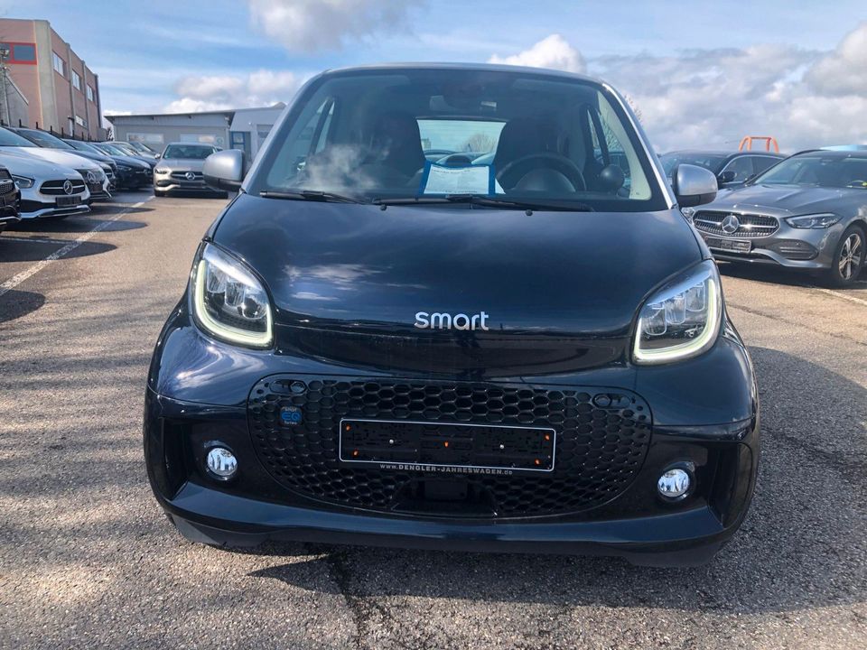 Smart FORTWO Coupe EQ EXCLUSIVE*22KW*WINTER in Jettingen