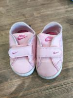 NIKE Turnschuhe Baby rosa Gr. 18,5 Bayern - Weiherhammer Vorschau