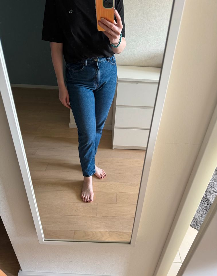 Mom High Ankle Jeans in Düsseldorf