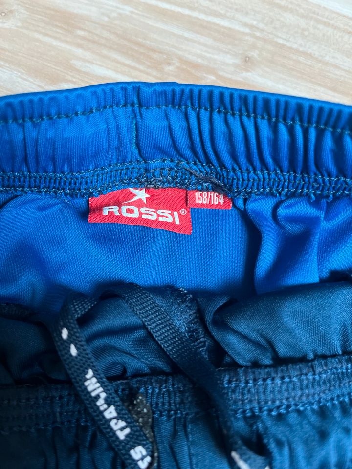 Sportshorts /Sporthose Rossi Gr. 158/164 in Radebeul