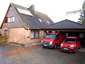 Gästehaus Bollhorst 255 qm 3 Etagen bietet Platz für bis zu 23 Personen Langener Straße 85a 27607 Geestland in Bremerhaven