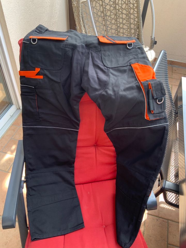 Arbeitshose Pk/a Berufsbekleidung „De Luxe“ Bundhose 52 in Großostheim