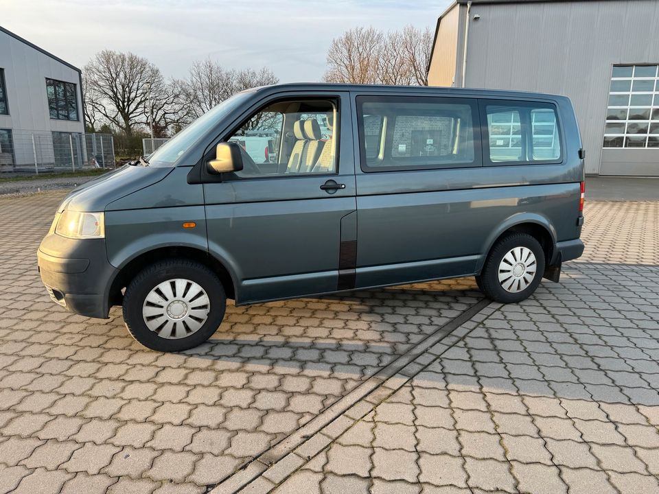 VW Bus T5  - 2,5 TDI AXD - Camper - 2 Vorbesitzer in Schafflund