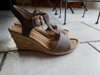 Gabor Sandalen NEU 6,5 G braun 40 Gold Bayern - Herrieden Vorschau