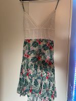 Sommerkleid rückenfrei / V schnitt / kurz / mit Blumen Nordrhein-Westfalen - Erftstadt Vorschau