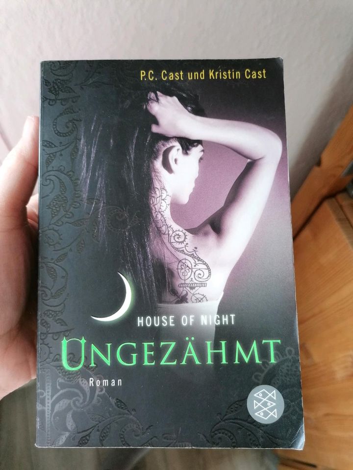 House of Night Buchreihe in Mommenheim