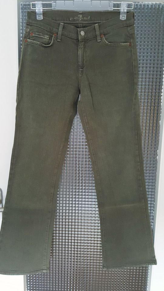 7 for all Mankind Jeans 28 Bootcut 707445 olive grün in Düsseldorf