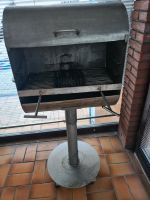 Standgrill mit Deckel aus Edelstahl Rheinland-Pfalz - Idar-Oberstein Vorschau