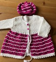 Handmade Jäckchen gestrickt mit Mütze wie Neu! Mecklenburg-Vorpommern - Moor-Rolofshagen Vorschau