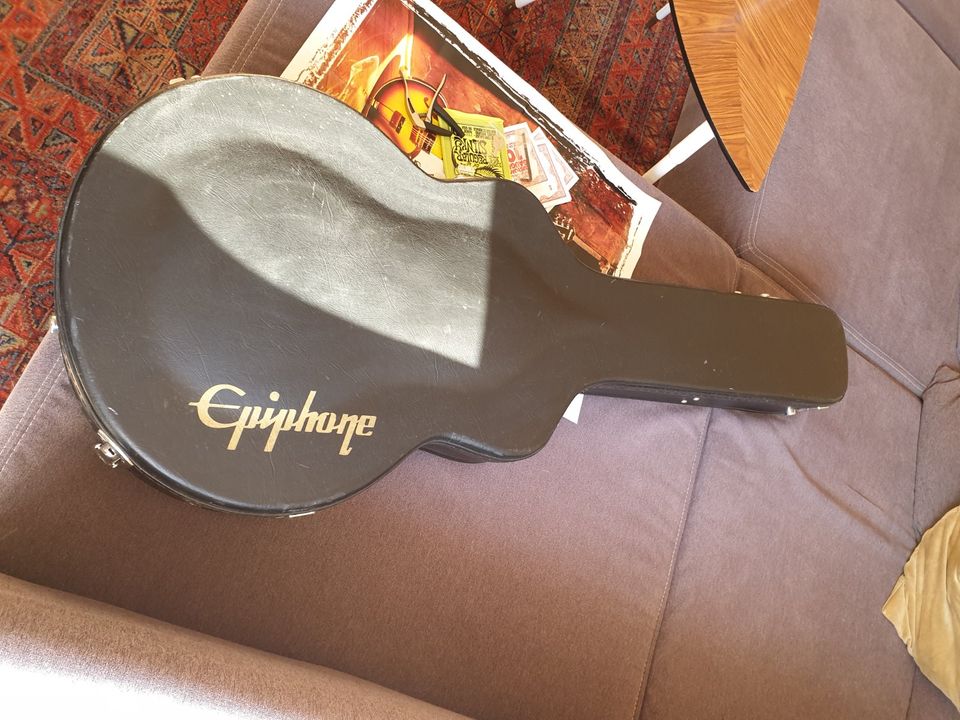 Epiphone Casino inspired by John Lennon in Mannheim