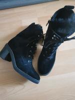 Stiefeletten von Guess Niedersachsen - Lauenau Vorschau