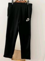 Nike Jogginghose Herren schwarz mit weißem Streifen S Rheinland-Pfalz - Neustadt an der Weinstraße Vorschau