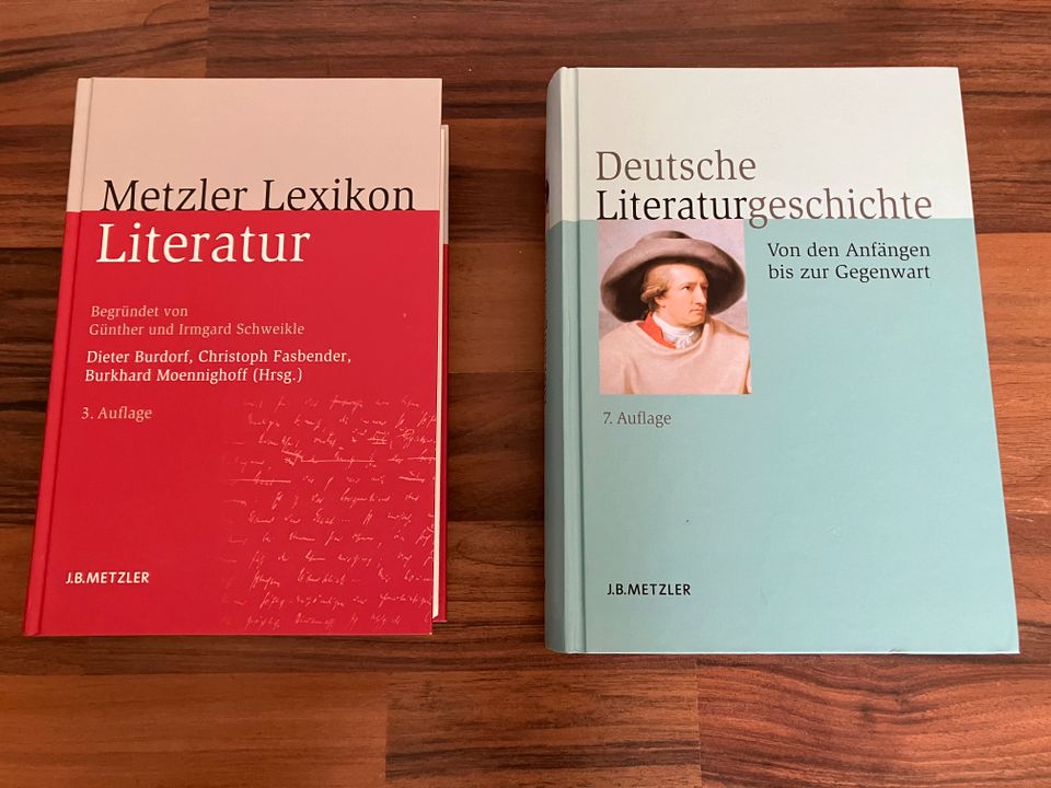 Deutsche Literaturgeschichte und Lexikon der Literatur (Metzler) in Mannheim