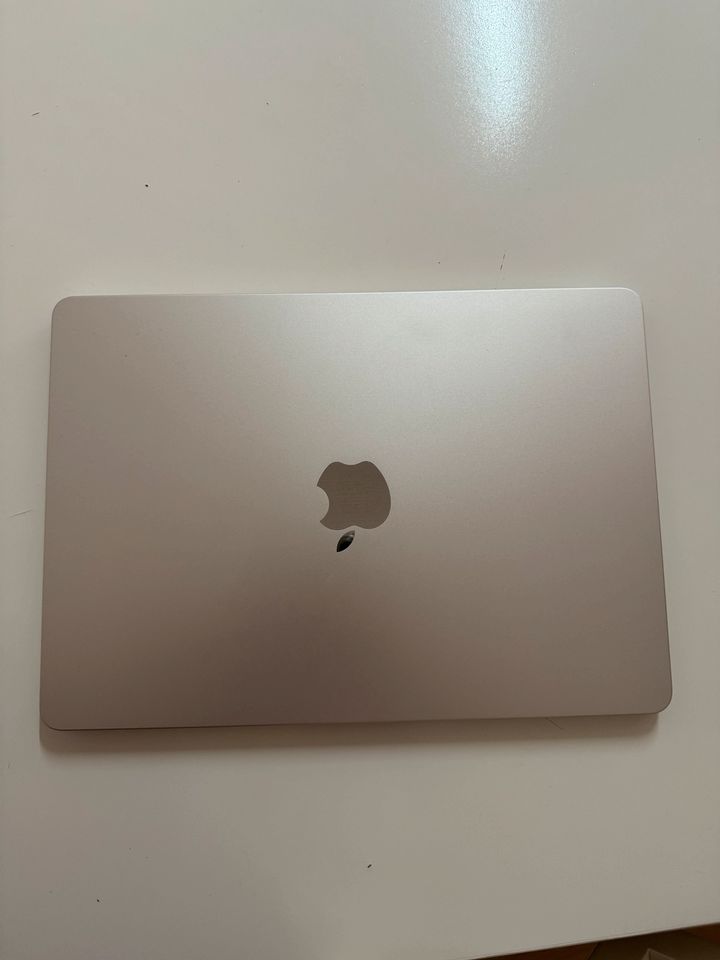 Apple McBook Air in Nagold