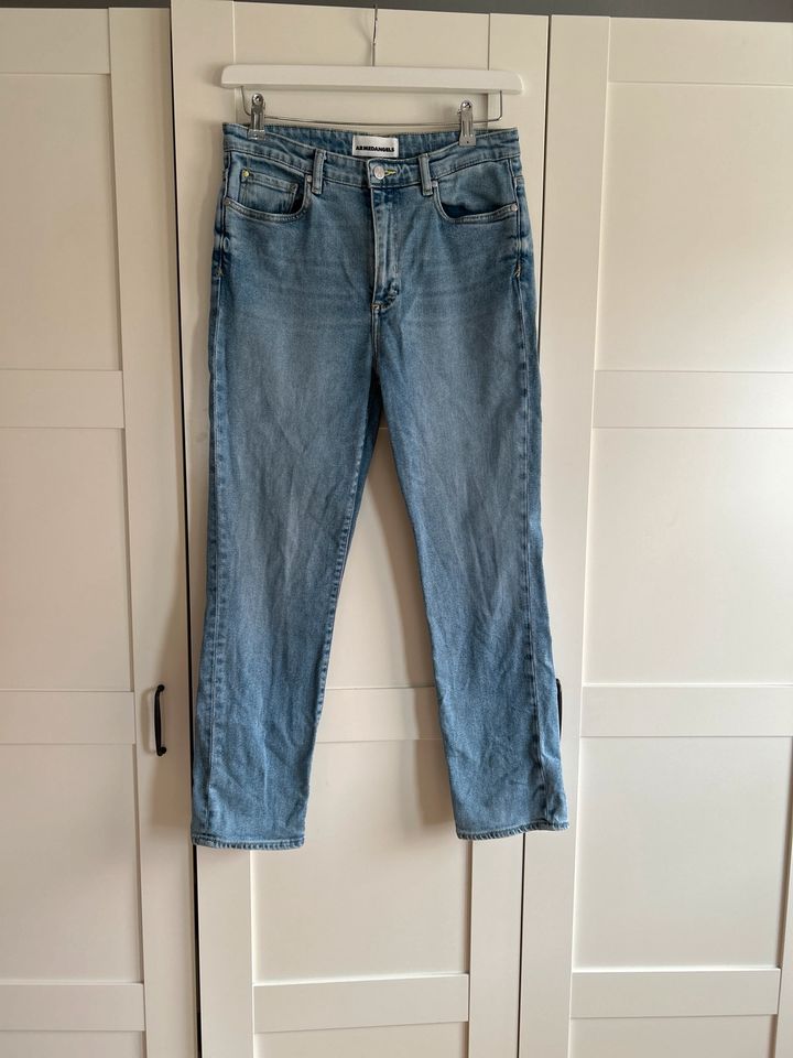 Hellblaue Jeans ARMEDANGELS Größe 29/32 in Waiblingen