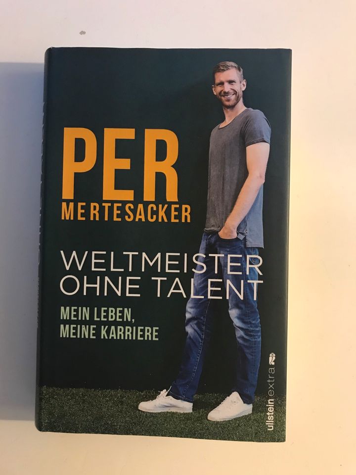 Buch Per Mertesacker - Weltmeister ohne Talent in Münsingen