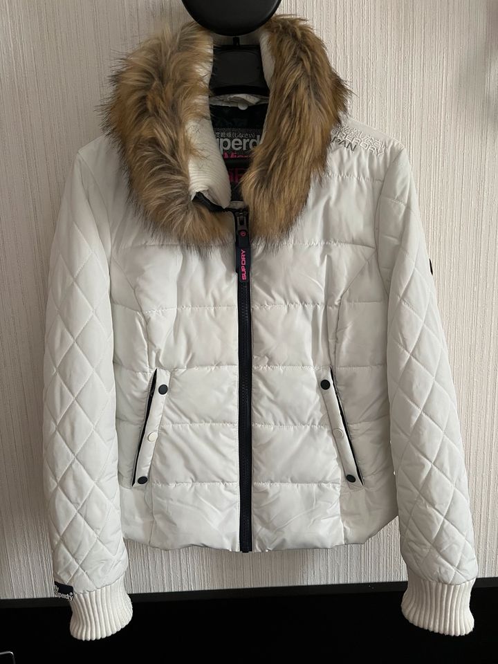 Superdry Damen Winterjacke weiss Gr M 38 in Baden-Württemberg - Essingen |  eBay Kleinanzeigen ist jetzt Kleinanzeigen