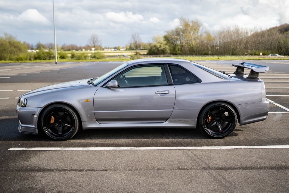 Nissan Skyline R34 GTR Athlete Silver in Jüchen