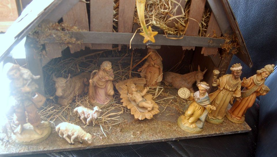 Weihnachts-Krippe xmas 12 Figuren Deko "Heilige Familie" Stall in Bochum