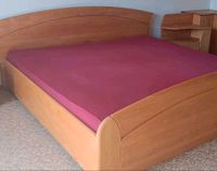 Doppelbett Schlafzimmer Erle massiv hochwertige Qualität Bayern - Beratzhausen Vorschau