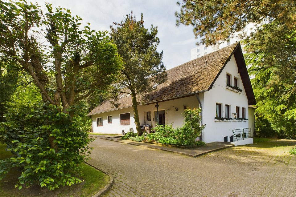 Landhaus-Ensemble mit großer Wohnfläche am Rande Rüttenscheids in Essen