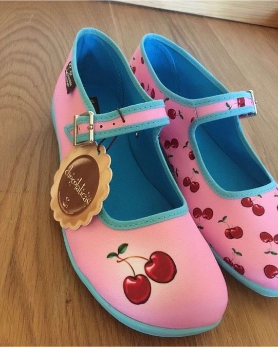 Hot Chocolate Design ! Schuhe ! Ballerinas! Kirsche! Cherry in Gauting