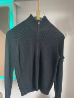 Stone Island Strickjacke Junior Größe 152 Düsseldorf - Oberkassel Vorschau